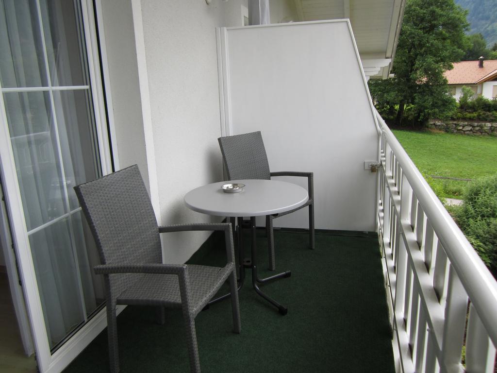 Landhaus Buerse Flattach Exterior photo